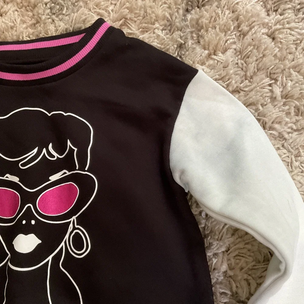 Barbie Kids Black White Colorblock Graphic Sweatshirt Pink Sunglasses Size S